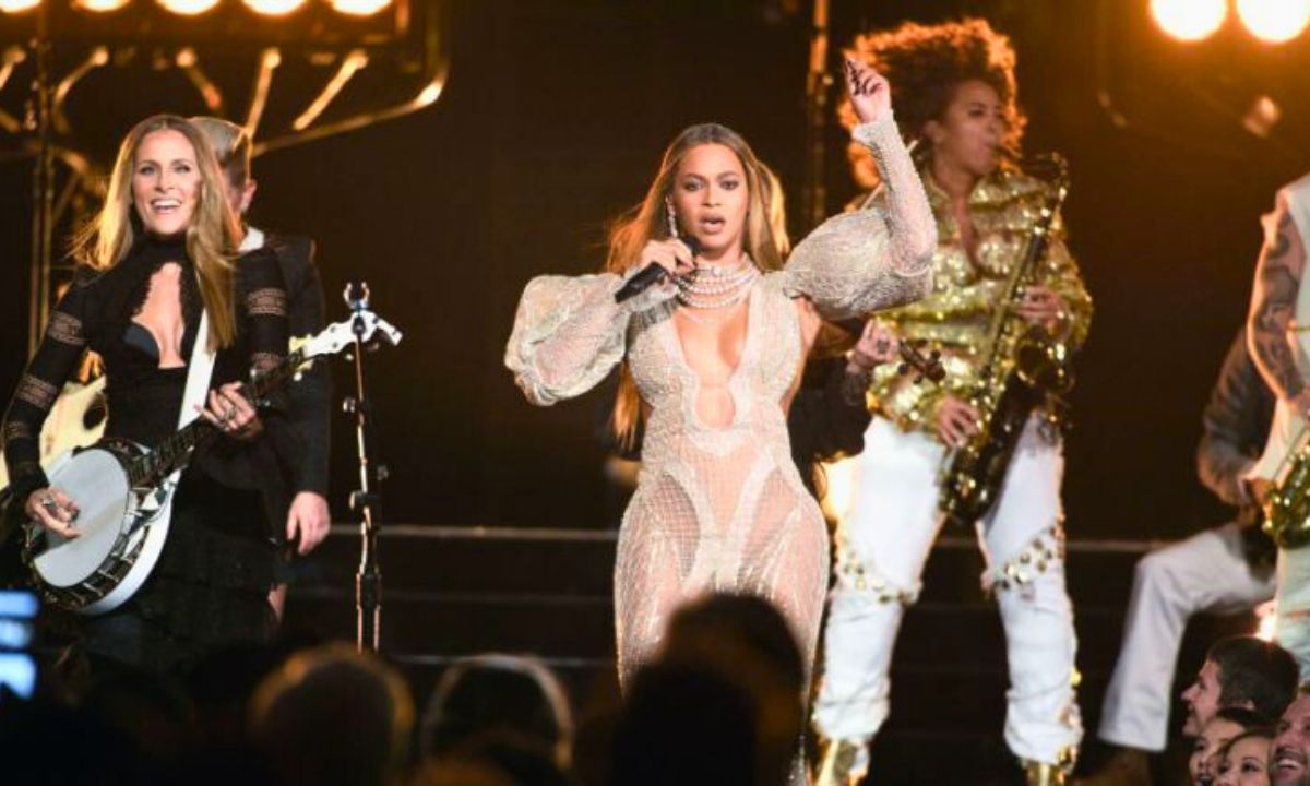 Country music stations are facing backlash for refusing to play Beyoncé's country songs.