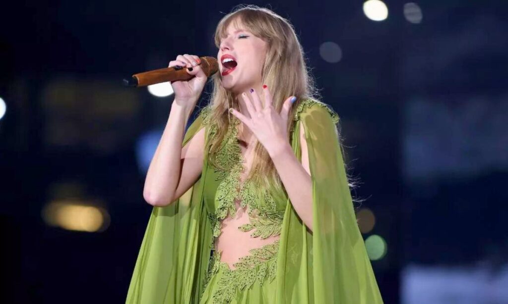 Heartbreaking News: A 16-year-old Taylor Swift fan dies in a car accident on the way to the pop star's concert in Australia.