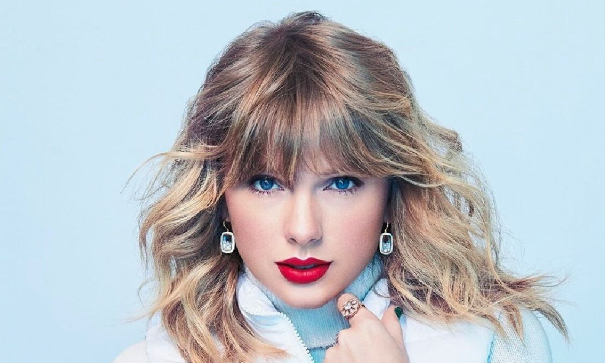 Taylor Swift Makes History with Three Best-Selling Albums in the United States